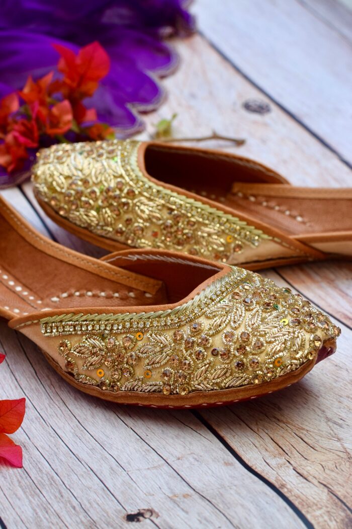 GOLD GLAM