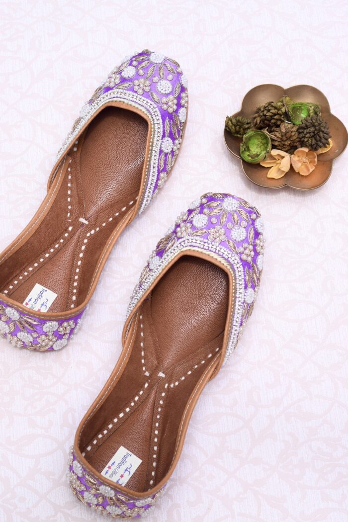 PEARL MAGIC;LILAC